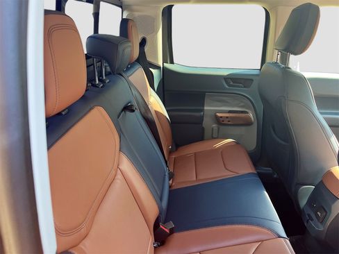 Used 2024 Ford Maverick Lariat image 27