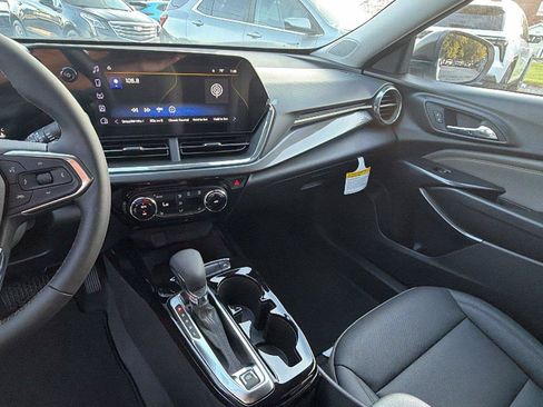 New 2026 Chevrolet Trax ACTIV w/ Driver Confidence Package FWD image 5