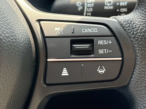Used 2024 Honda HR-V LX image 29
