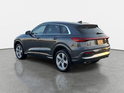 New 2025 Audi Q5 Premium Plus image 7