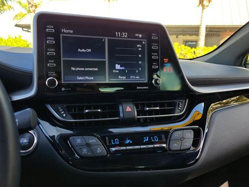 Used 2021 Toyota C-HR Nightshade image 19