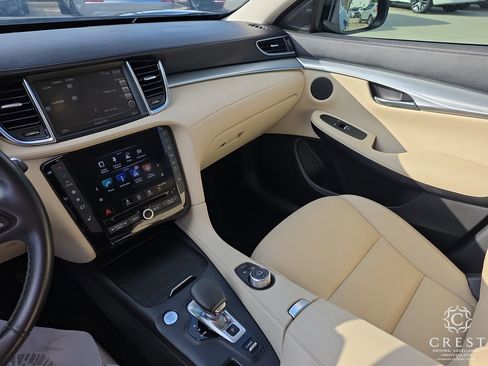 Used 2019 INFINITI QX50 Luxe w/ Navigation Package image 16