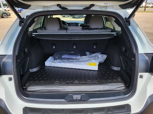 Used 2025 Subaru Outback Premium w/ Popular Package #1 AWD/4WD image 6
