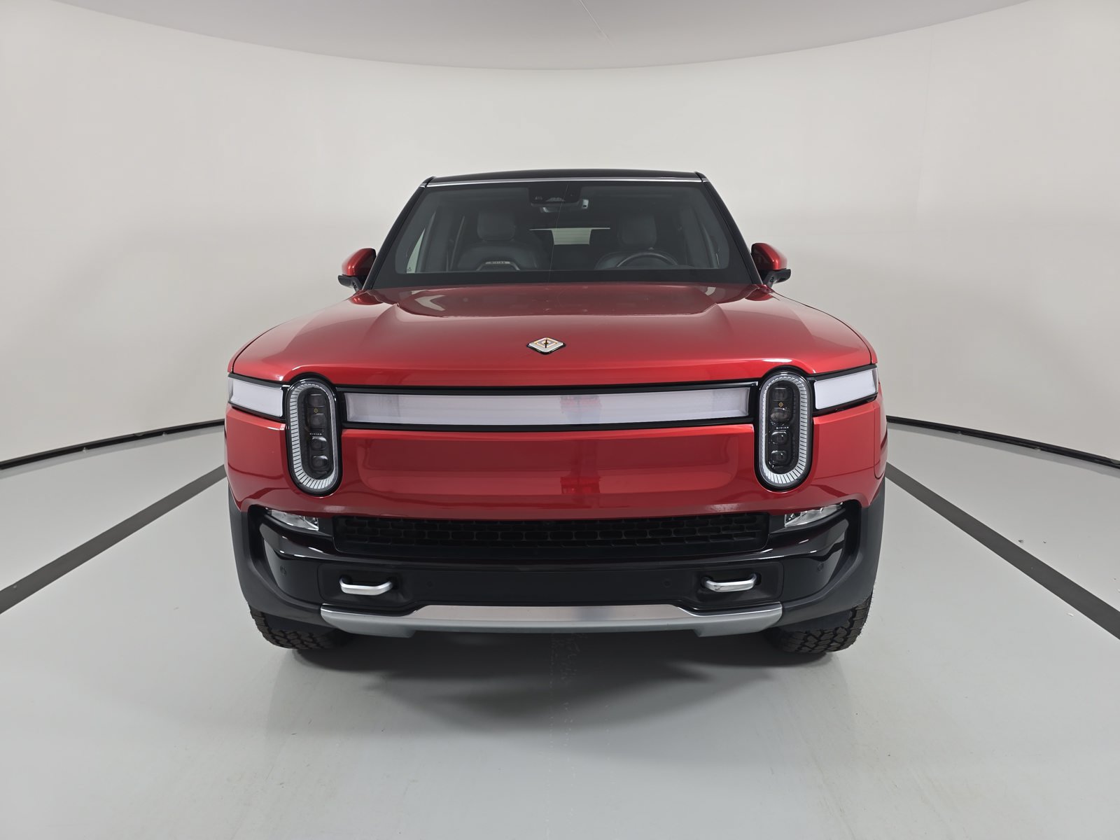 Used 2024 Rivian R1S Adventure Dual AWD/4WD image 8