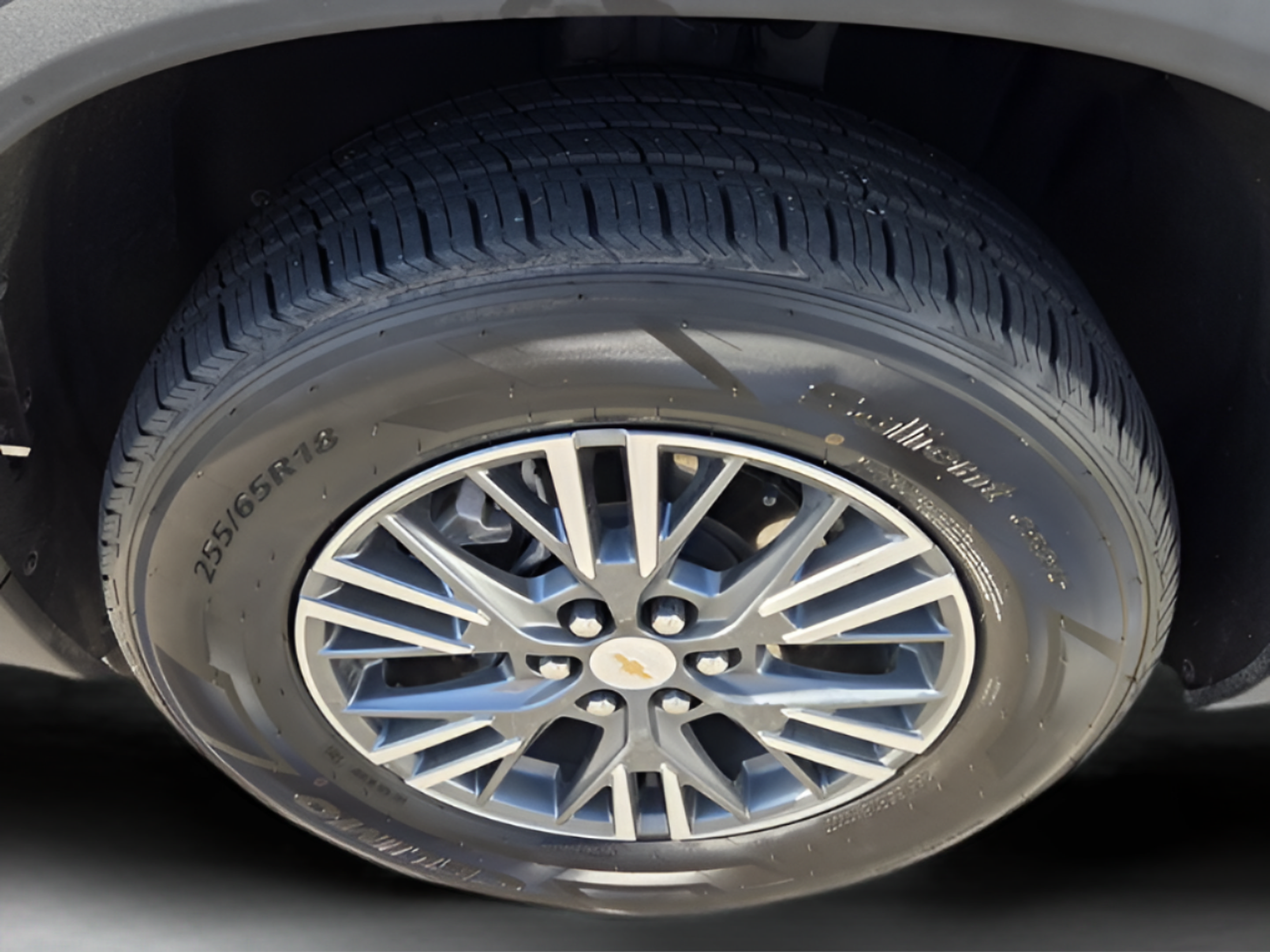 Used 2025 Chevrolet Traverse LT AWD/4WD image 30