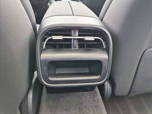Used 2026 Mercedes-Benz E 350 Sedan image 18