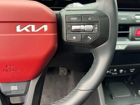 Certified 2025 Kia K4 GT-Line w/ GT-Line Premium Package image 24