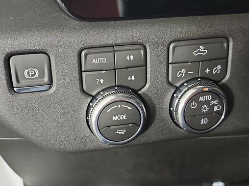 Used 2026 GMC Sierra 1500 Elevation AWD/4WD image 25