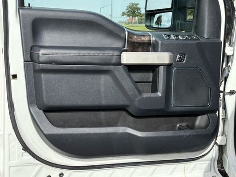 Used 2022 Ford F350 Lariat w/ Lariat Value Package image 25