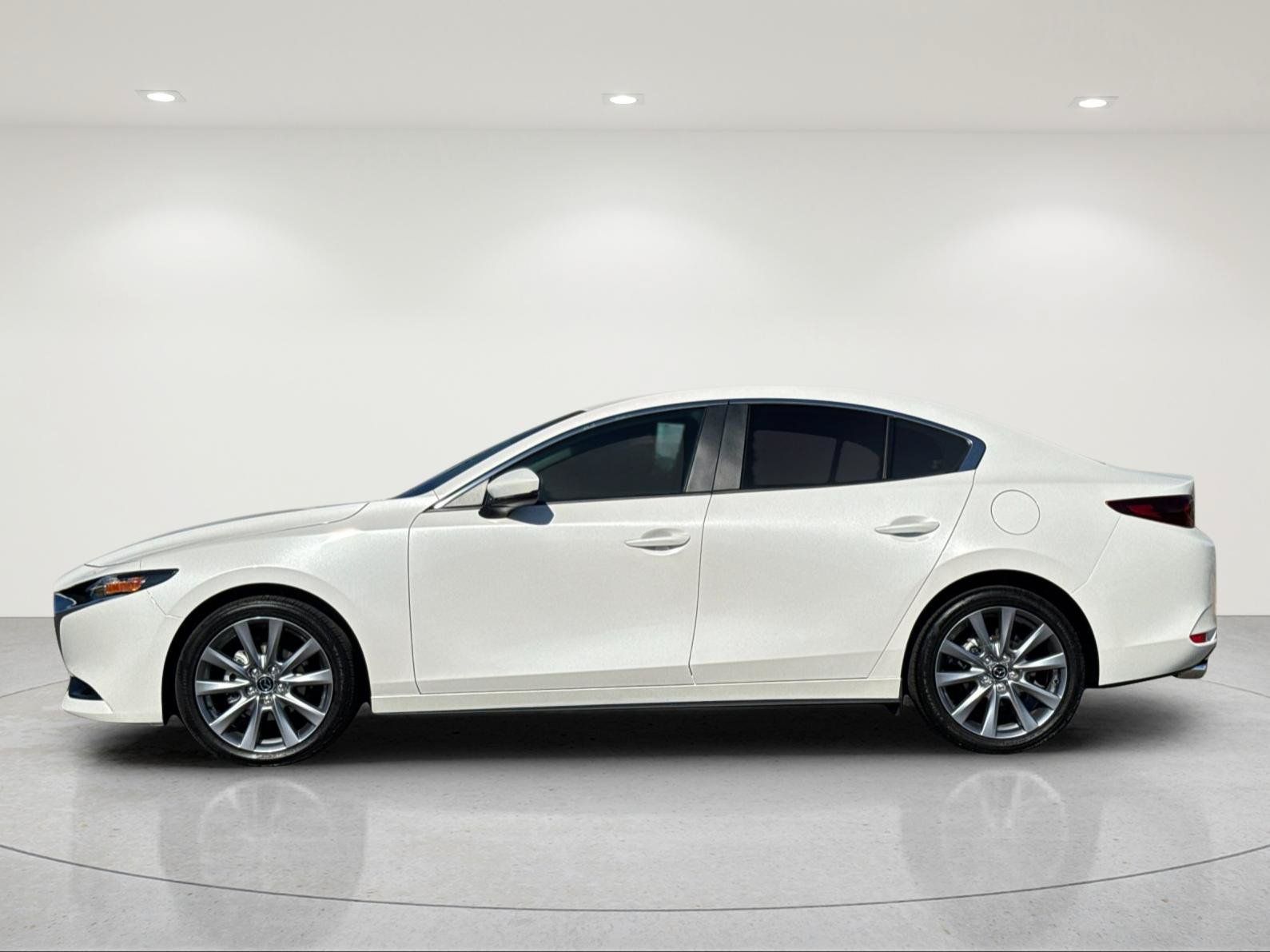 Used 2025 MAZDA MAZDA3 s FWD image 3