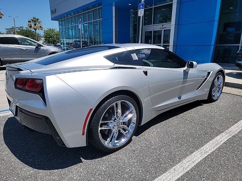 Used 2019 Chevrolet Corvette Stingray Coupe w/ 2LT Preferred Equipment Group RWD image 4