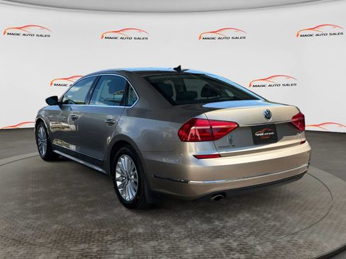 Used 2016 Volkswagen Passat 1.8T SE FWD image 8