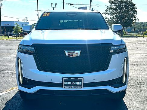 Used 2021 Cadillac Escalade Sport RWD image 11