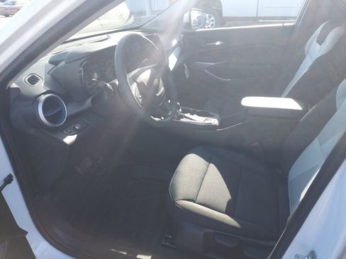 New 2026 Chevrolet Trax LS w/ LS Convenience Package image 9