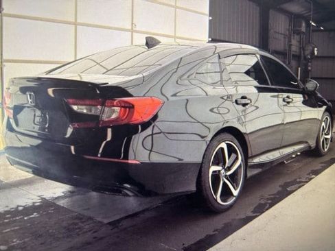 Used 2020 Honda Accord Sport image 4