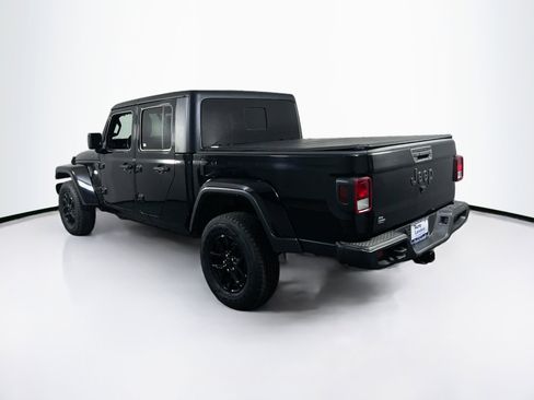 Used 2022 Jeep Gladiator Sport AWD/4WD image 7