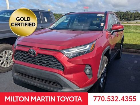Used 2023 Toyota RAV4 XLE Premium FWD image 5