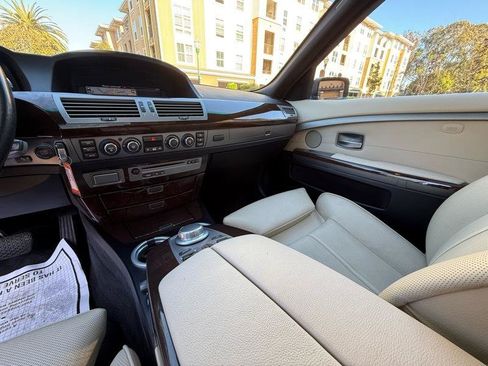 Used 2007 BMW 750i RWD image 63