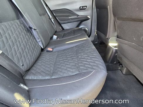 Used 2022 Nissan Kicks S FWD image 14