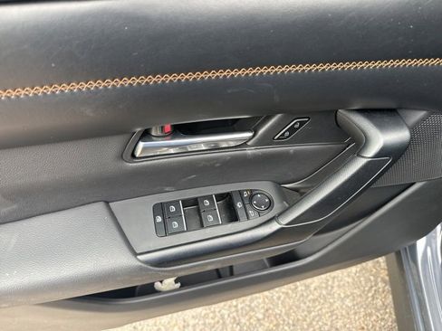 Used 2025 MAZDA CX-50 AWD 2.5 S w/ Premium Plus Pkg image 9