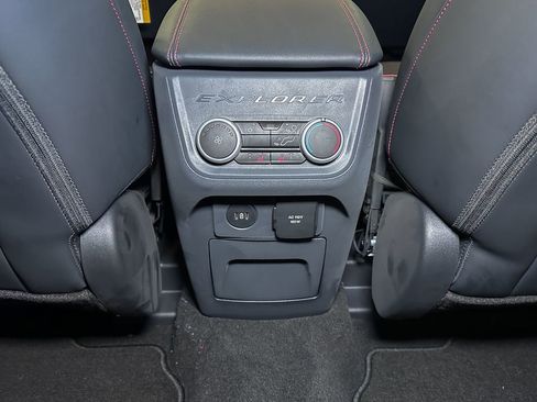 New 2026 Ford Explorer ST-Line w/ ST-Line Street Pack image 27