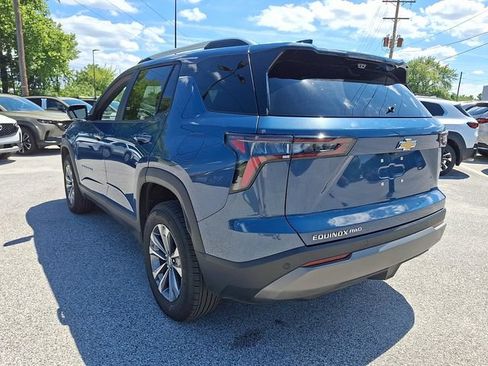 Used 2025 Chevrolet Equinox LT w/ Convenience Package II AWD/4WD image 6