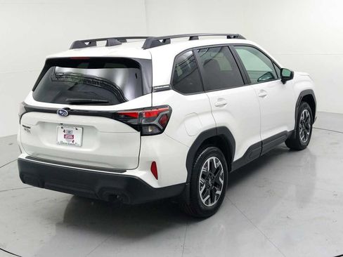 Used 2026 Subaru Forester Premium AWD/4WD image 10