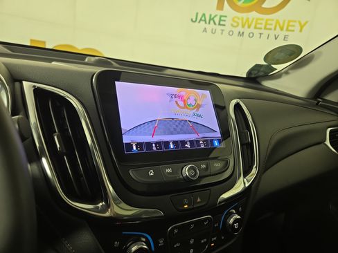 Used 2023 Chevrolet Equinox Premier image 22