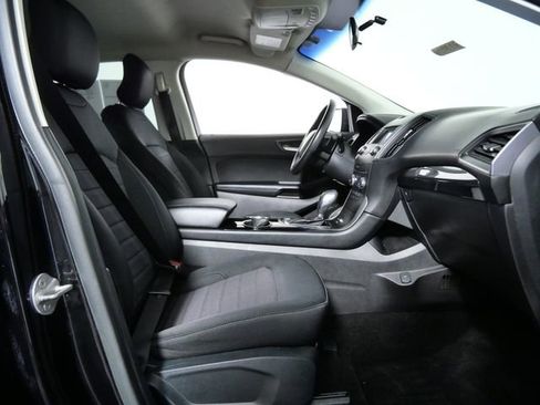 Certified 2017 Ford Edge SE AWD/4WD image 10