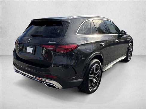 Used 2026 Mercedes-Benz GLC 350e 4MATIC image 5