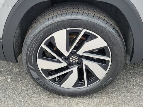 Used 2024 Volkswagen Atlas SE FWD image 6