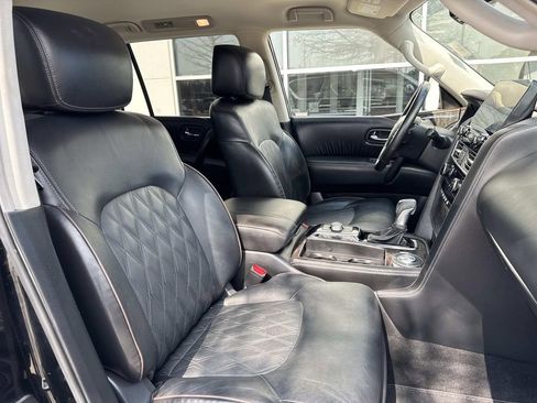 Used 2022 Nissan Armada Platinum w/ Captain's Chairs Package RWD image 9