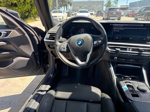 Used 2023 BMW i4 eDrive40 w/ Premium Package RWD image 18