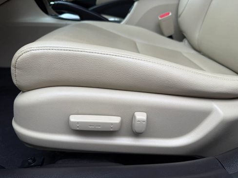 Used 2017 Acura ILX FWD image 24