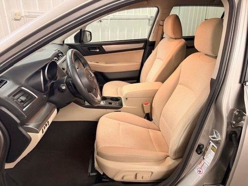 Used 2018 Subaru Outback 2.5i Premium AWD/4WD image 5