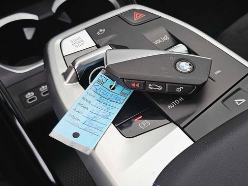 New 2025 BMW X1 xDrive28i image 30