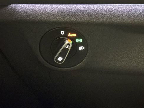 Used 2025 Volkswagen Jetta GLI Autobahn image 24