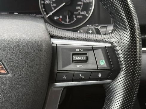 Used 2024 Mitsubishi Outlander SE FWD image 15