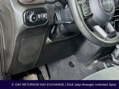Used 2018 Jeep Wrangler Unlimited Sport AWD/4WD image 12