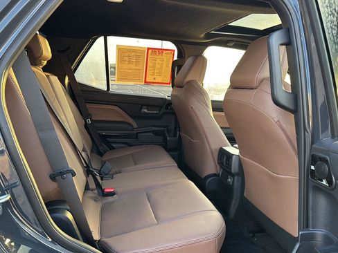 Certified 2025 Toyota 4Runner Limited image 11