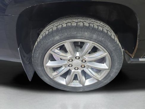 Used 2019 GMC Yukon XL Denali w/ Denali Ultimate Package AWD/4WD image 27