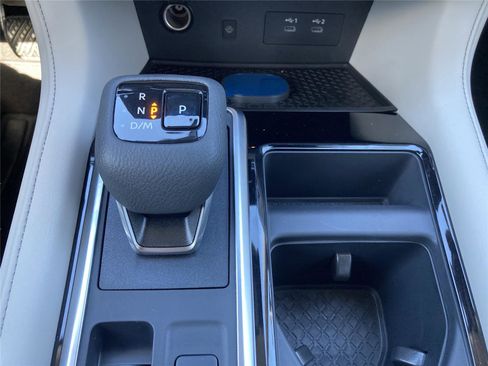 New 2026 Nissan Pathfinder SL image 17