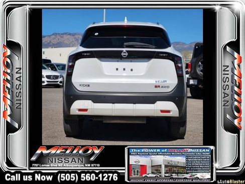 Certified 2025 Nissan Kicks SR image 5