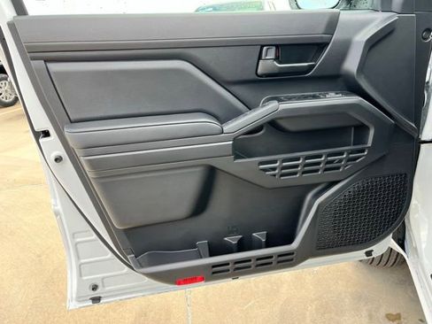 New 2026 Toyota Tacoma SR AWD/4WD image 16