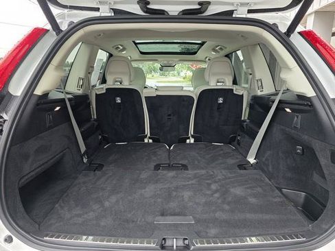 Used 2023 Volvo XC90 B5 Core AWD/4WD image 27