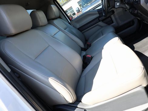 Used 2022 Ford F550 2WD Regular Cab Super Duty image 7