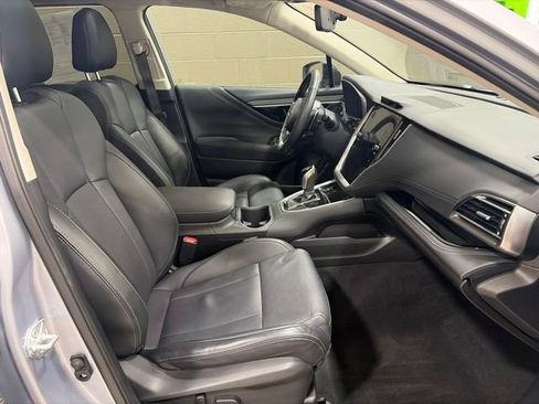 Used 2024 Subaru Outback Limited AWD/4WD image 11