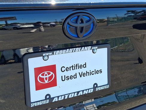 Certified 2022 Toyota RAV4 XLE w/ XLE Grade Weather Package image 28