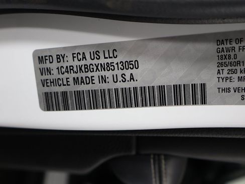 Used 2022 Jeep Grand Cherokee L Limited image 49