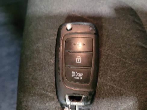 Used 2022 Hyundai Palisade SE w/ Cargo Package FWD image 32